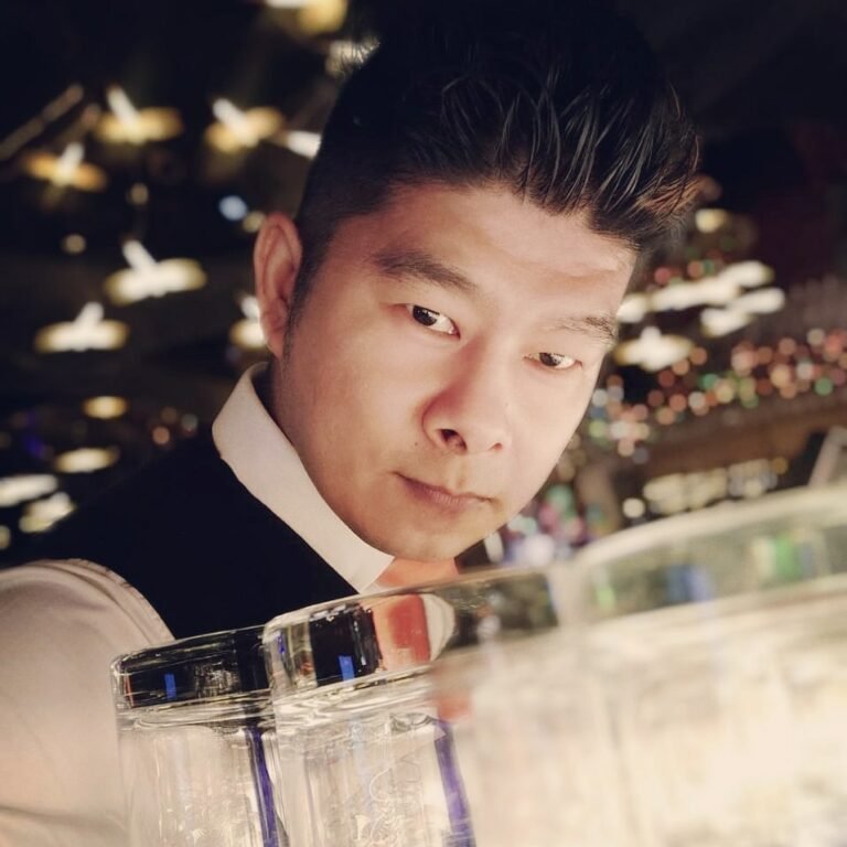 Journey of Bartender